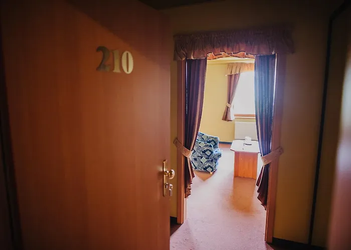 Gloria Palac Hotel 3*